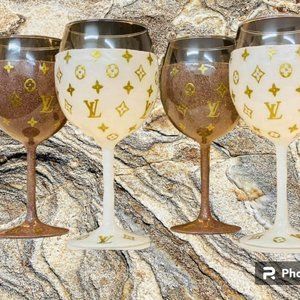 Designer Custom Wine Glasses set (LV, Gucci, Tiffany etc)
